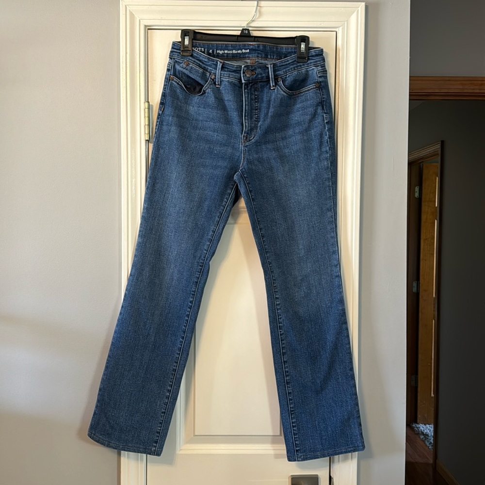 EUC Talbots Flawless high waist barely boot cut jeans size 4